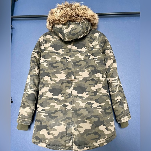 Garage Camo Winter Coat size Small - Picture 2 of 4